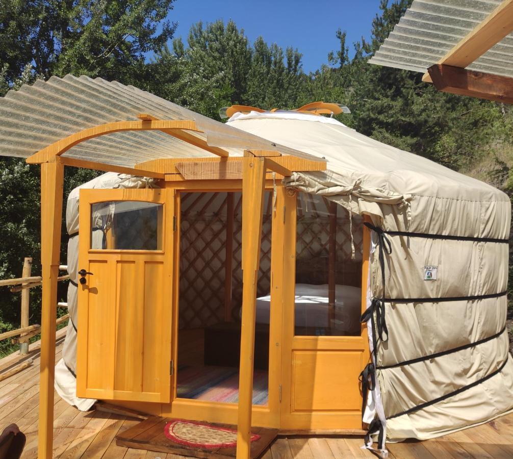Glamping La Cascina D'Orleans Hotel Saint-Pierre Luaran gambar